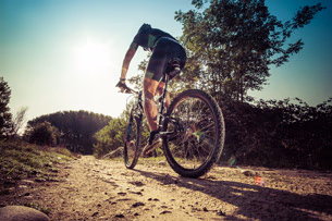 Imagen relacionada con ¿Cuáles son las lesiones más frecuentes en la extremidad superior de un ciclista?